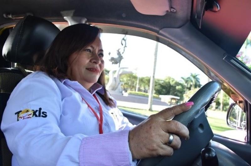 Arrancó la asociación de taxistas femeninas en Villavicencio 