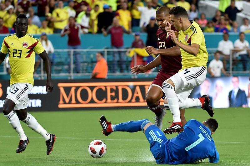 Con goles de Falcao  y Chará, Colombia venció 2-1 a Venezuela 
