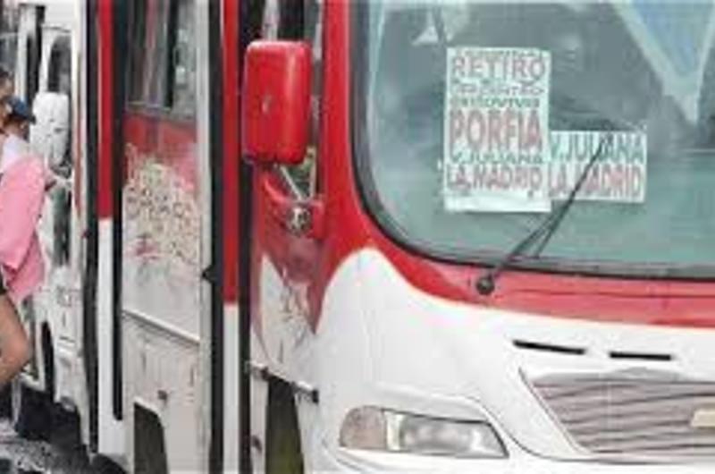 Delincuentes asaltaron un bus de servicio público en Villavicencio