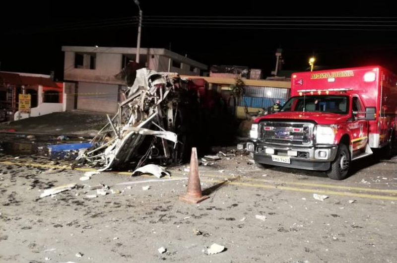 Supertransporte investiga empresa de bus accidentado en Ecuador