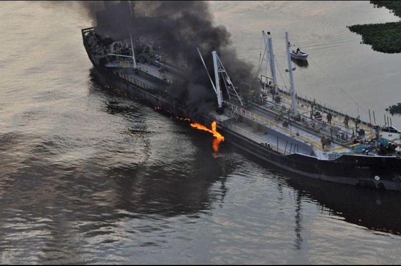 Colisión de dos embarcaciones en China deja 32 muertos