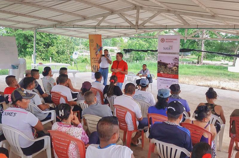 Asociaciones solidarias por grupos de reintegrados de las FARC