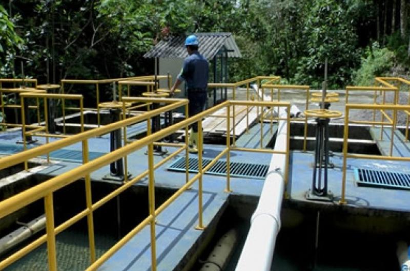 El servicio de agua potable se restablece en el sector de Montecarlo