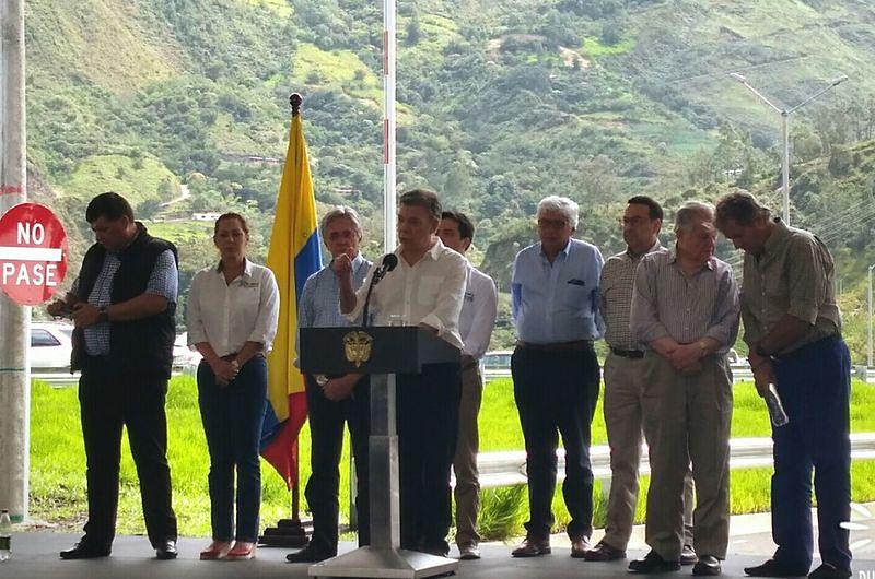 Santos entrega nuevo tramo de la doble calzada Bogotá-Villavicencio