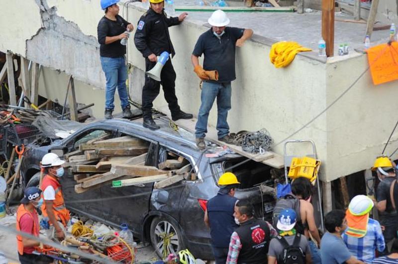 32 niños muertos dejó colapso de colegio en México por terremoto