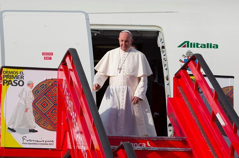 Llega el papa Franscisco a Colombia