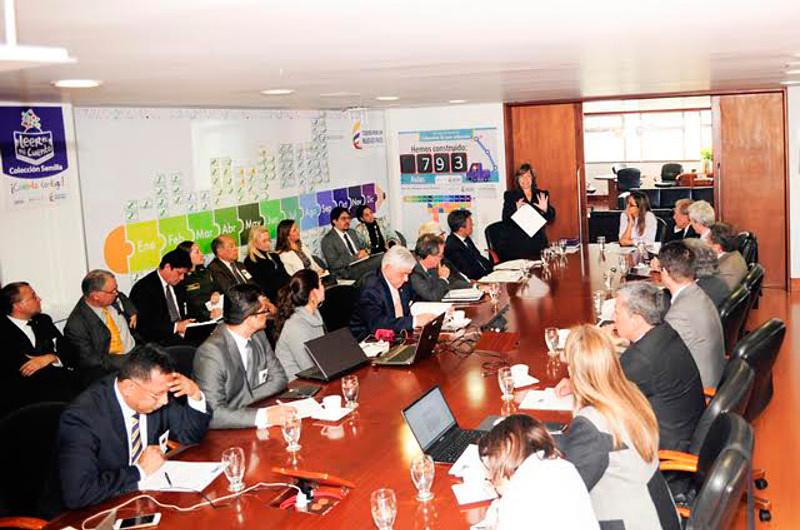 Ministerio de Educación y la Asociación Colombiana de Universidades - ASCUN firman acta de inicio de mesas técnicas de trabajo