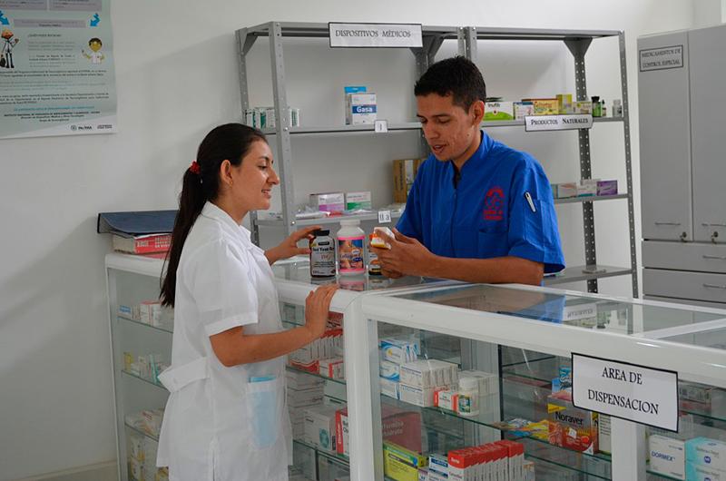 Docentes de Regencia en Farmacia adelantan proyecto que incentiva uso adecuado de medicamentos